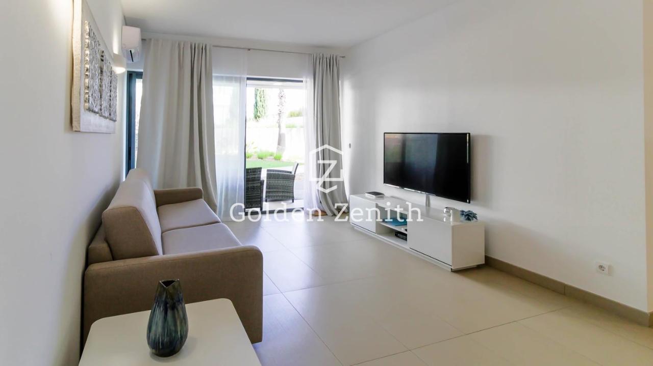 Cavalo Preto Luxury Beach Apartment By Golden Zenith Quarteira Esterno foto