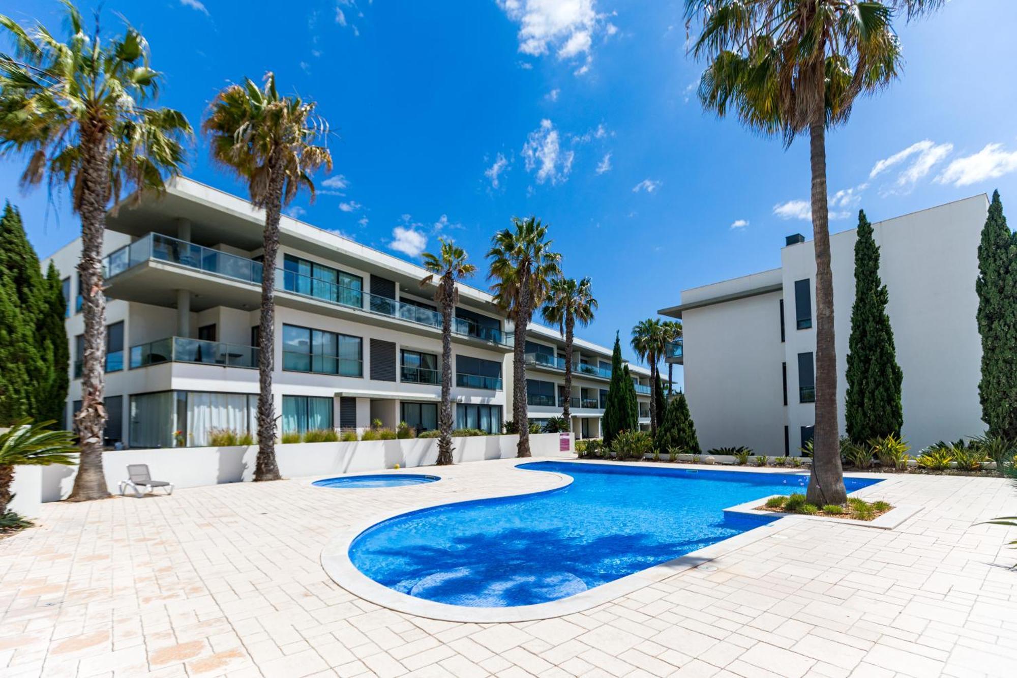 Cavalo Preto Luxury Beach Apartment By Golden Zenith Quarteira Esterno foto