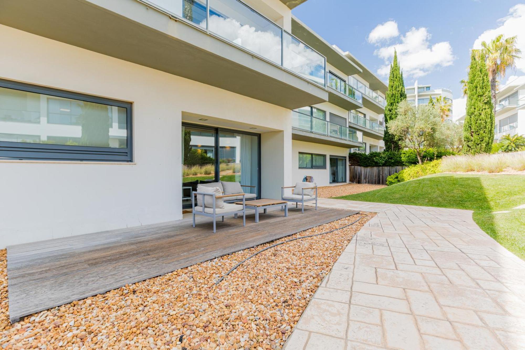 Cavalo Preto Luxury Beach Apartment By Golden Zenith Quarteira Esterno foto