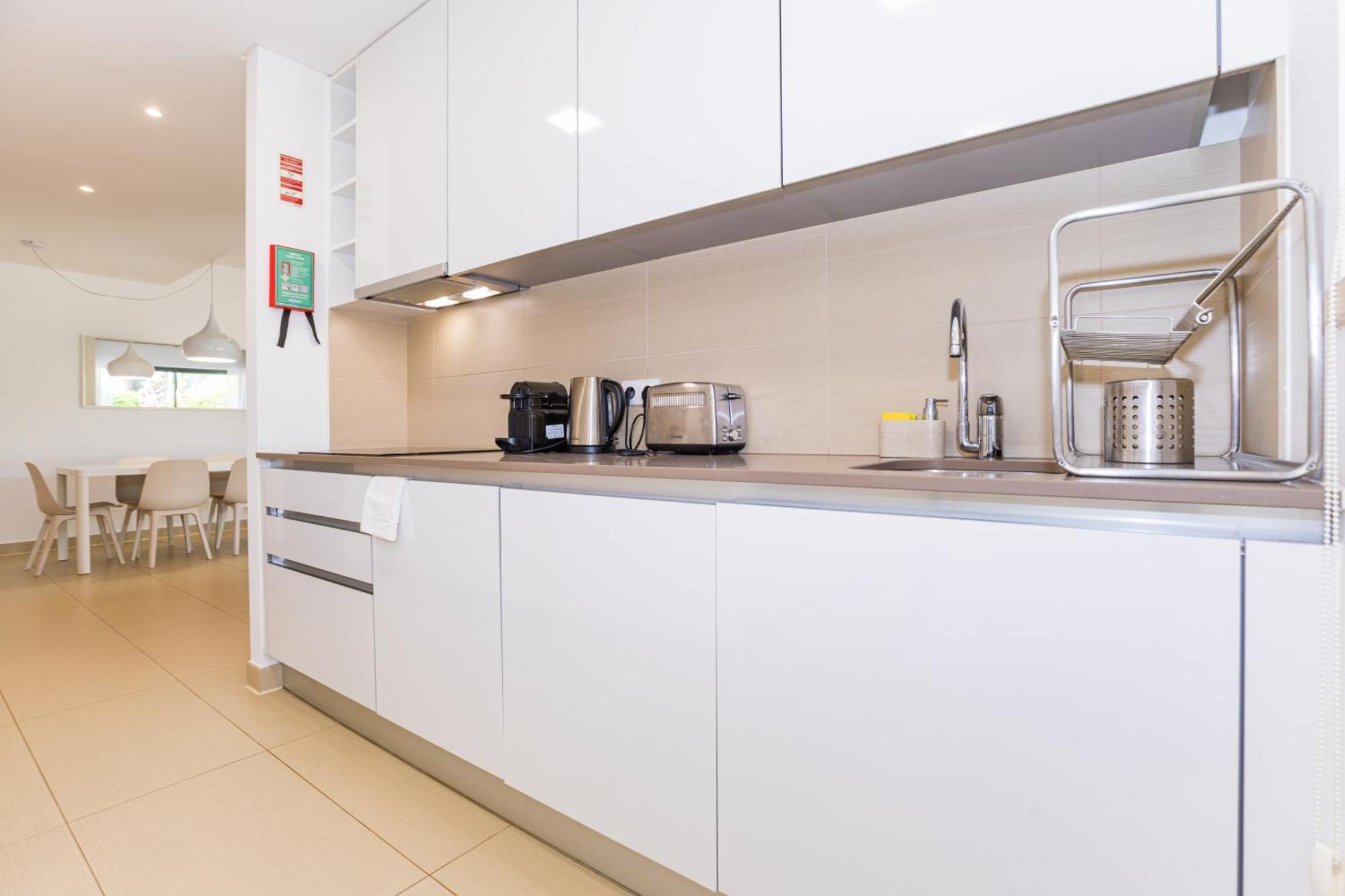 Cavalo Preto Luxury Beach Apartment By Golden Zenith Quarteira Esterno foto