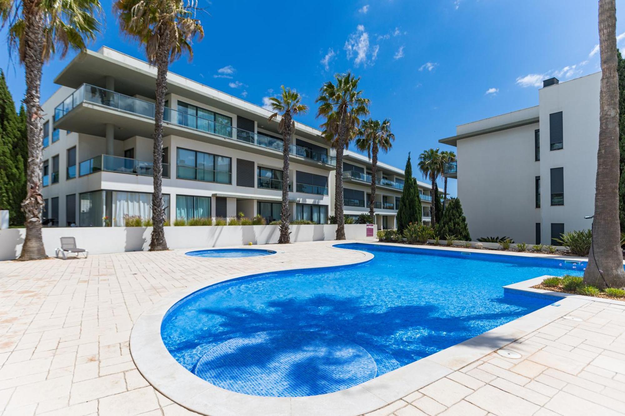 Cavalo Preto Luxury Beach Apartment By Golden Zenith Quarteira Esterno foto